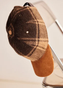Discount Sezane Cap Scaddle