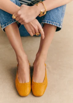 New Sezane Pumps Noemie
