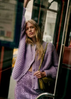 Hot Sezane Rock Magalia