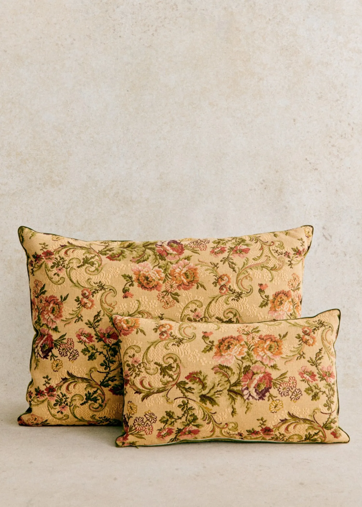 Sezane Vintage-Kissen – Sehr Großes Modell