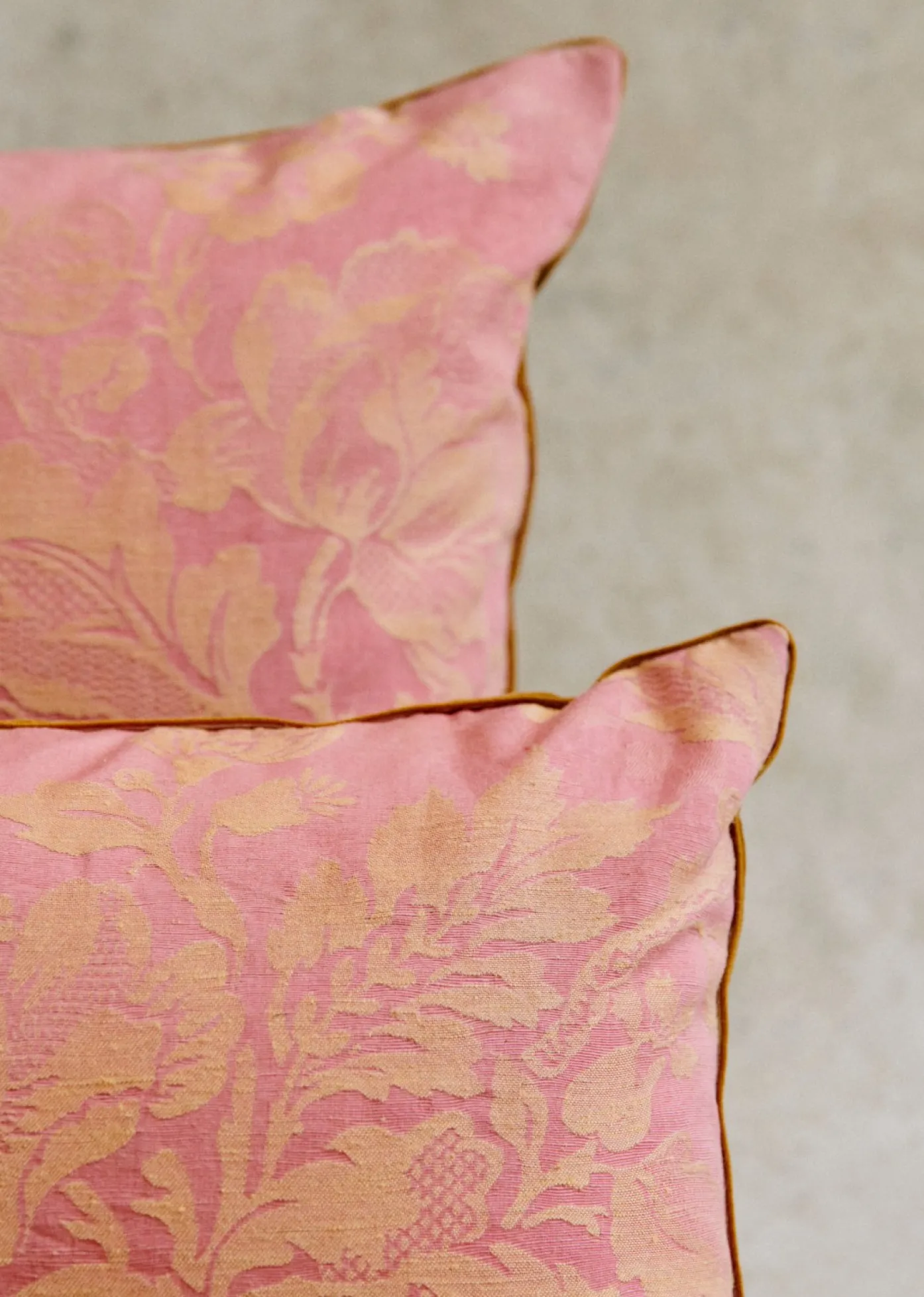 Clearance Sezane Vintage-Kissen – Sehr Großes Modell