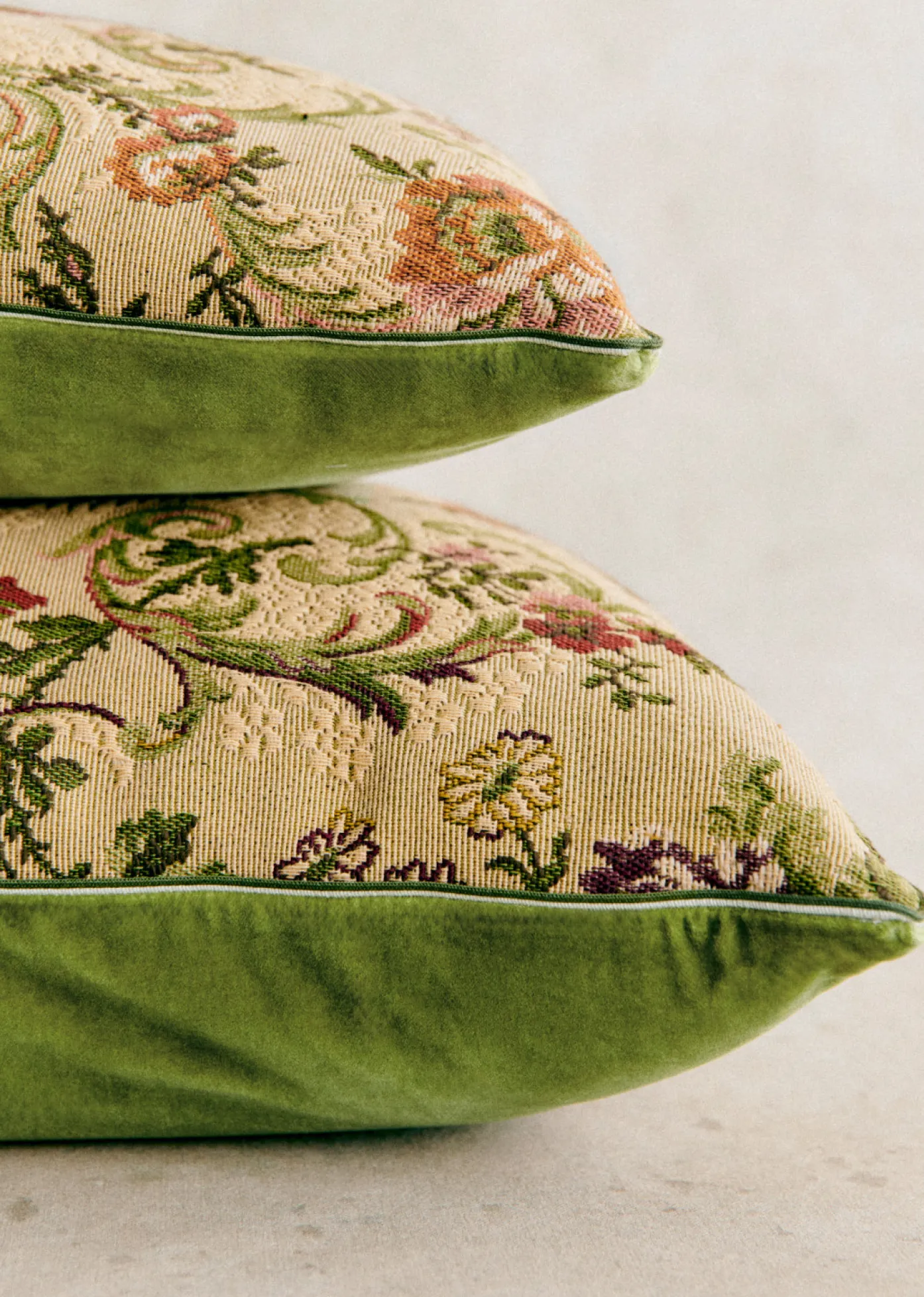 Sale Sezane Vintage-Kissen – Sehr Großes Modell