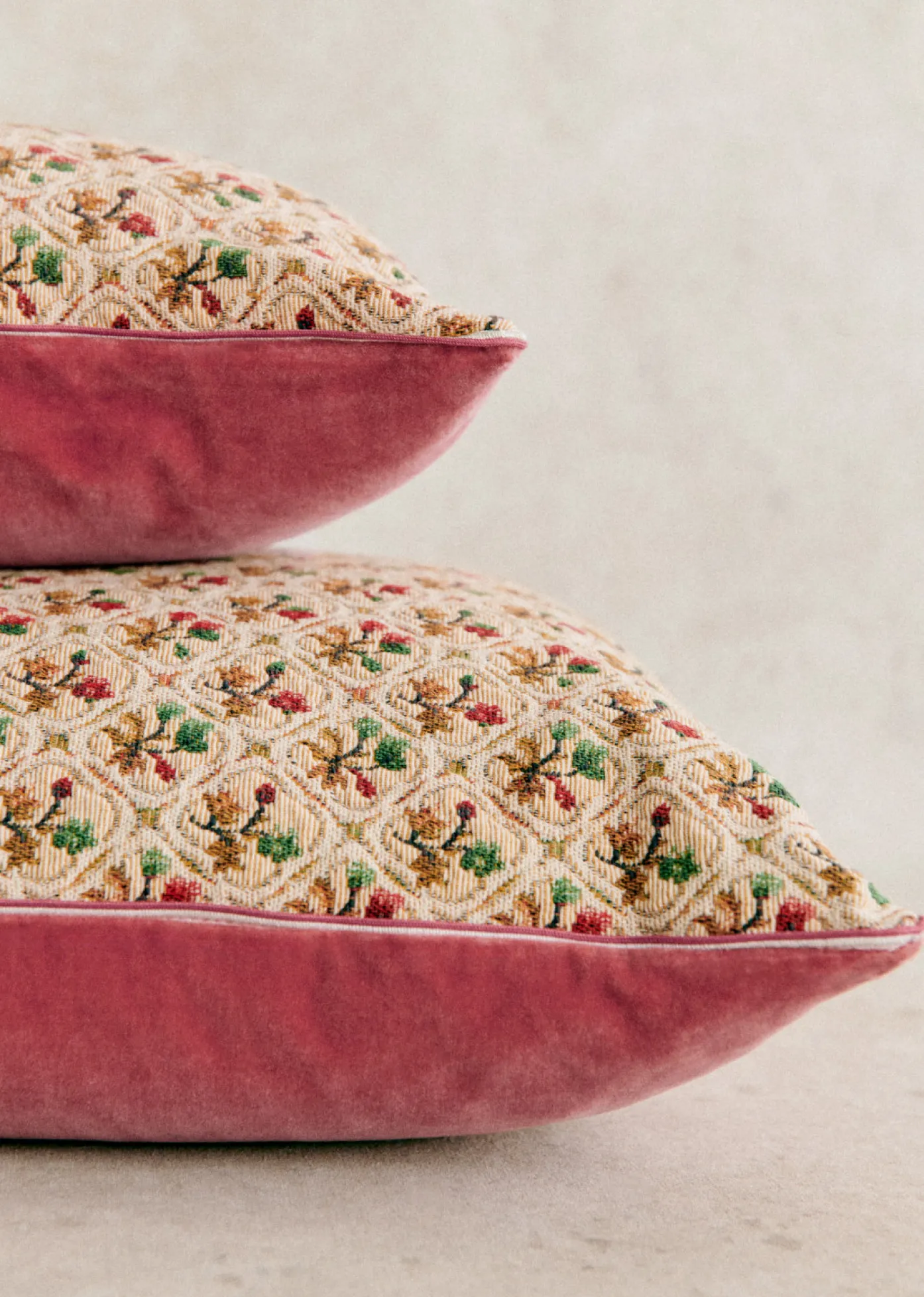 New Sezane Vintage-Kissen – Sehr Großes Modell